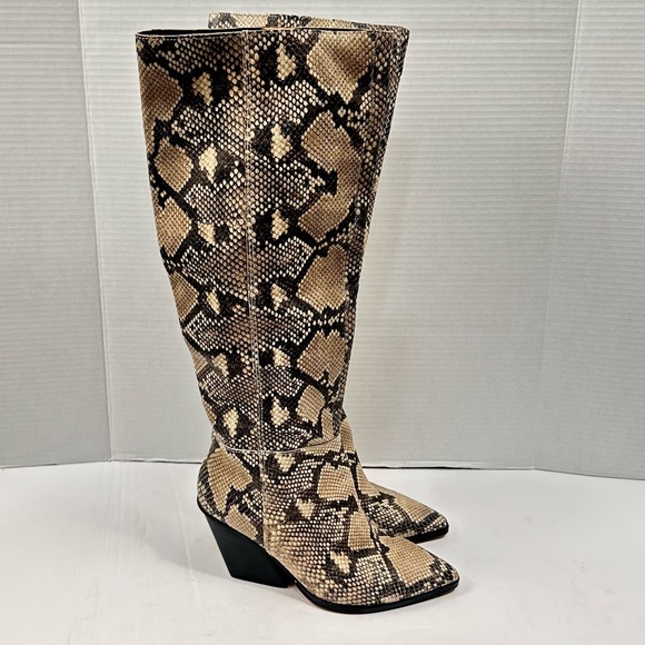 Dolce Vita Shoes - Dolce Vita Isabel Snake Print Boot Sz 6.5